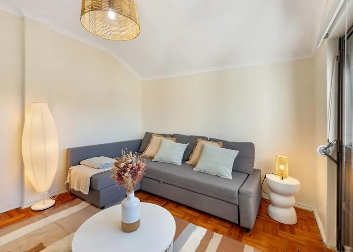 Riverside Nature Feriehus *