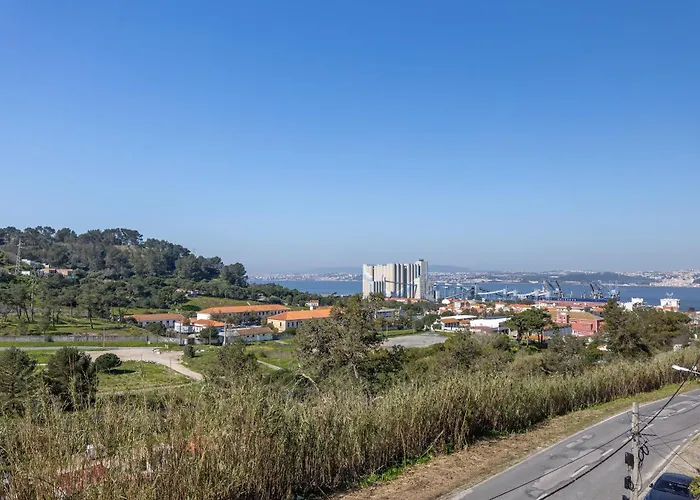 Riverside Nature Feriehus *